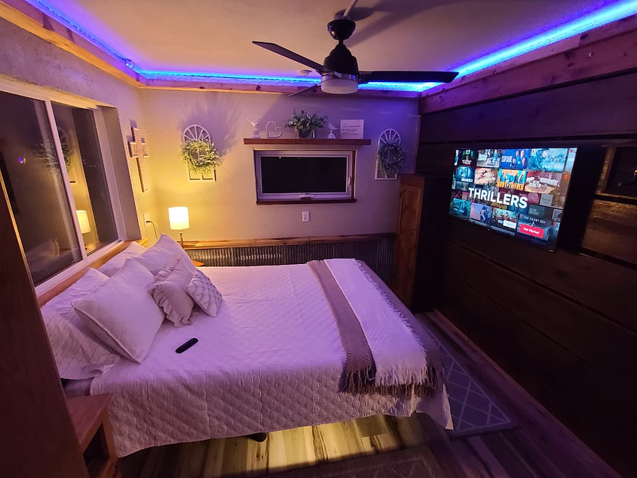 Adjustable bed with Egyptian cotton sheets