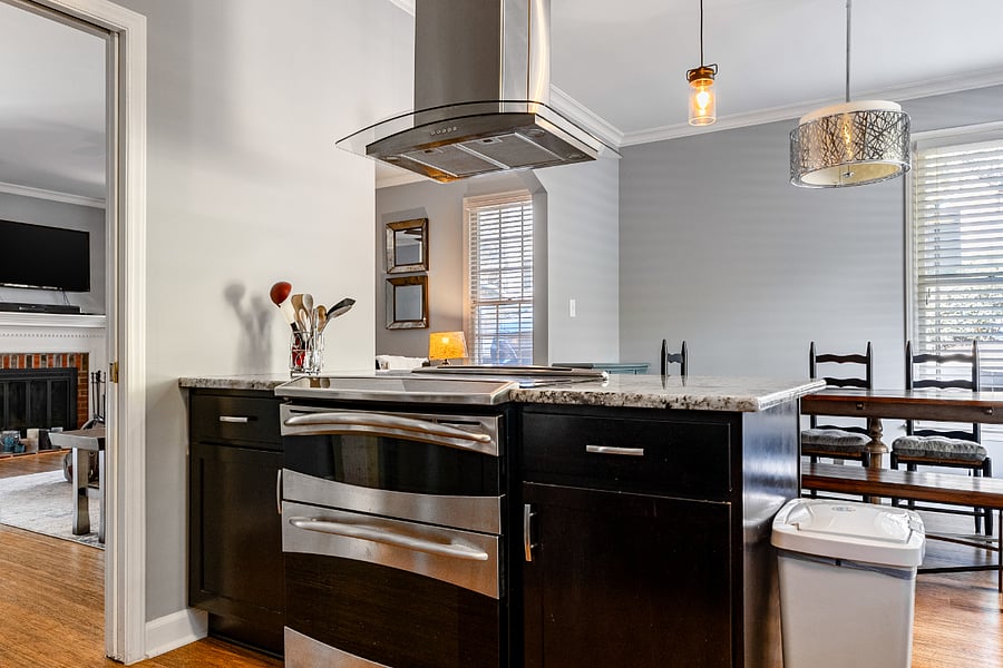 Double oven and electric cook top