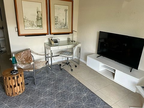 Furnished Finder property 762273_1 photo 3