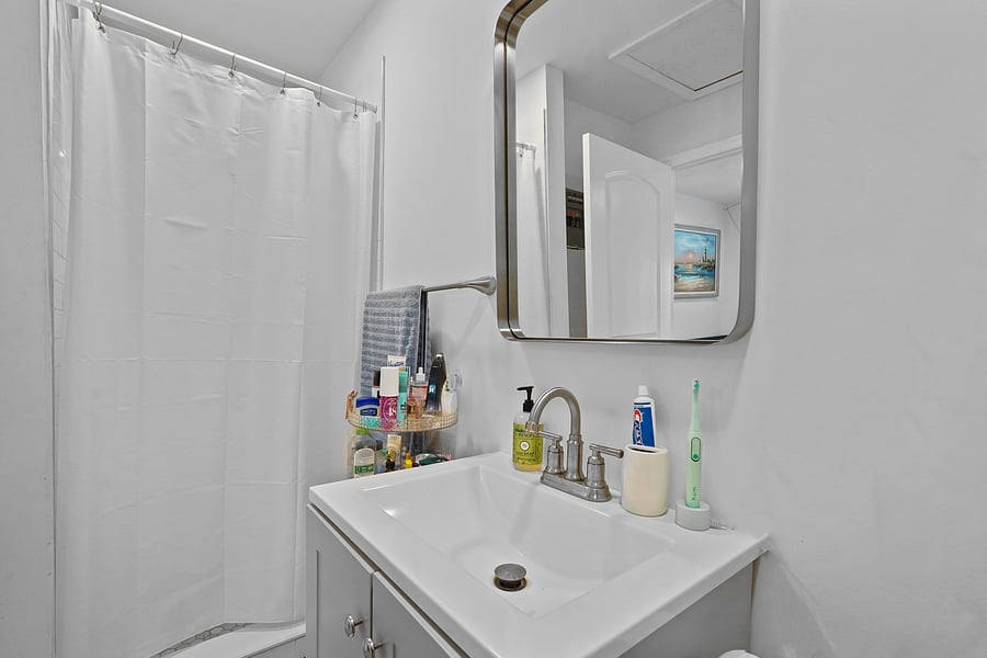 Furnished Finder property 762335_1 photo 8