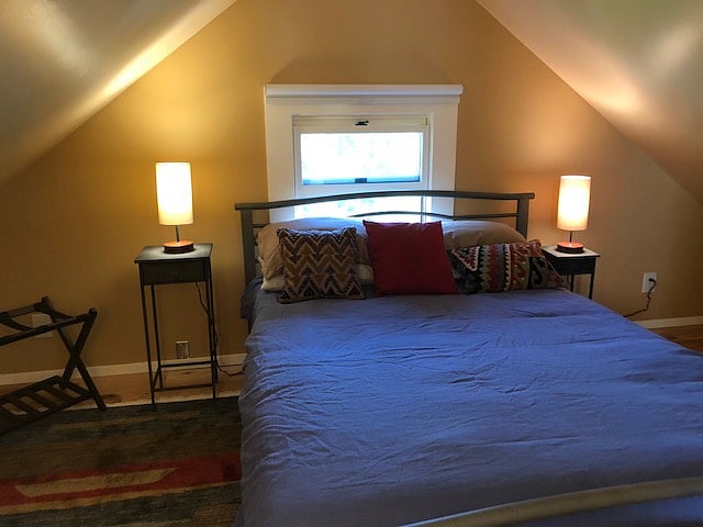 Second bedroom