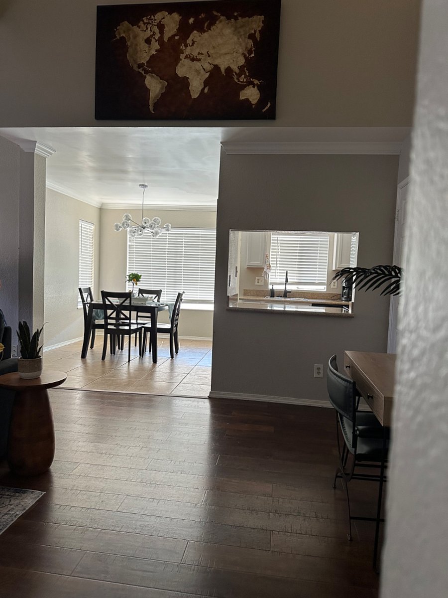 open concept into kitchen
