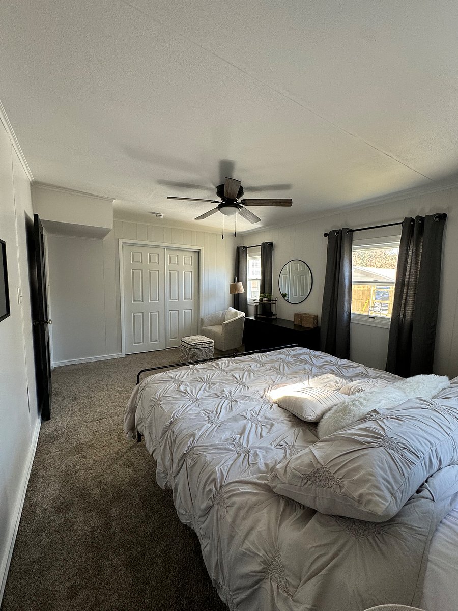 Main bedroom