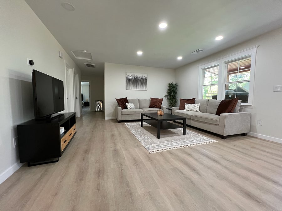Furnished Finder property 762557_1 photo 2