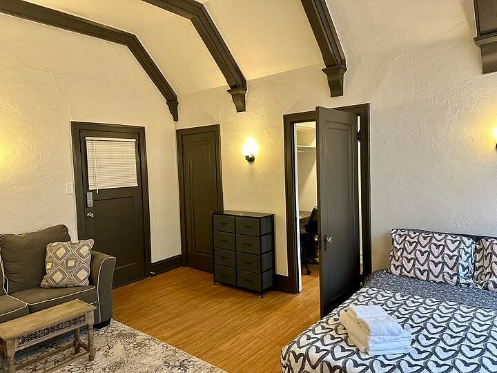 Furnished Finder property 762660_1 photo 8