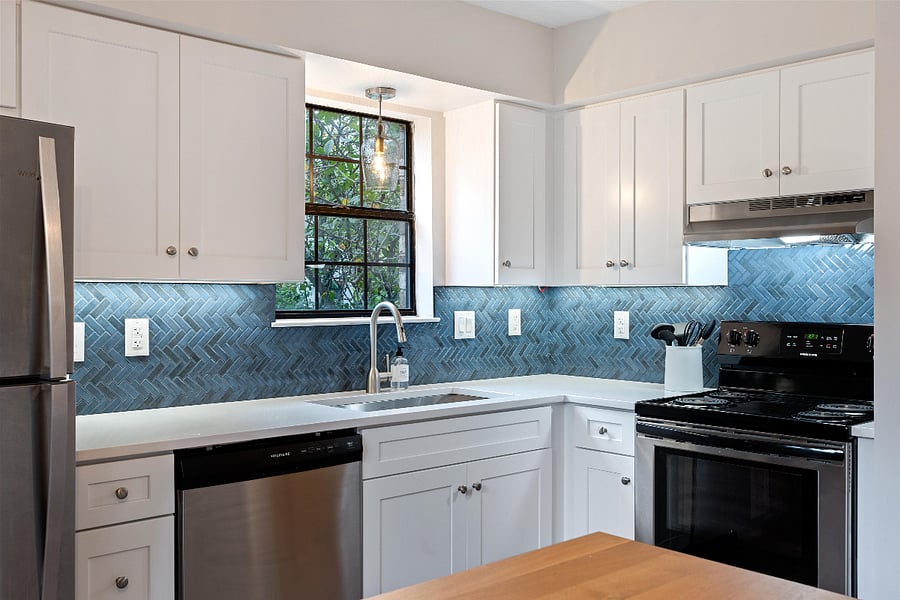 Fully equipped with dishes, cookware, etc.