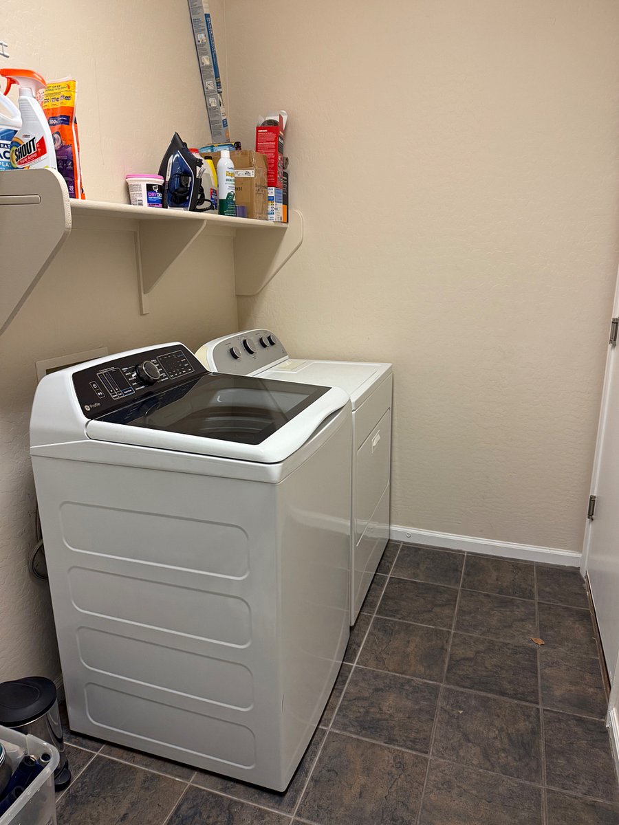 Private Laundry on site