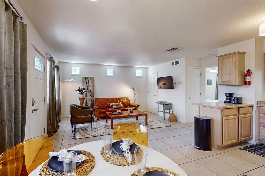 Furnished Finder property 762786_1 photo 3