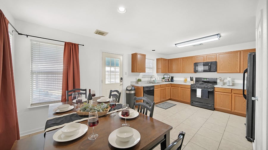 Furnished Finder property 762871_1 photo 4