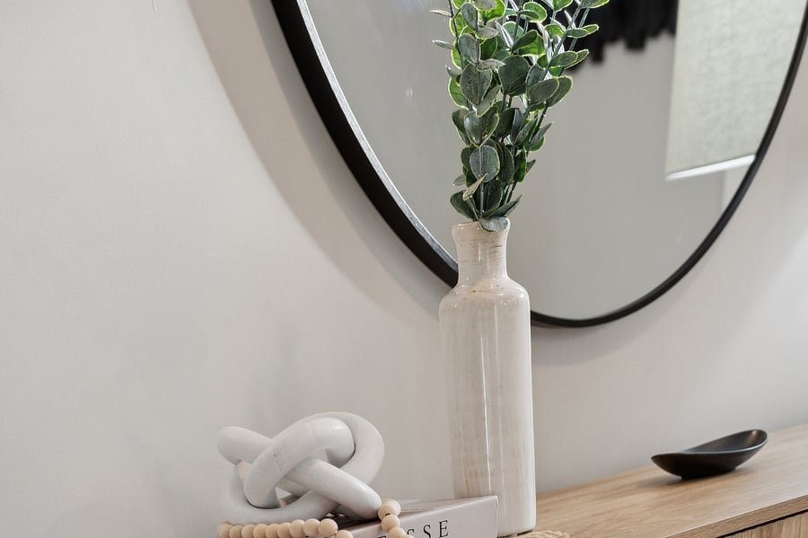 Entryway decoration
