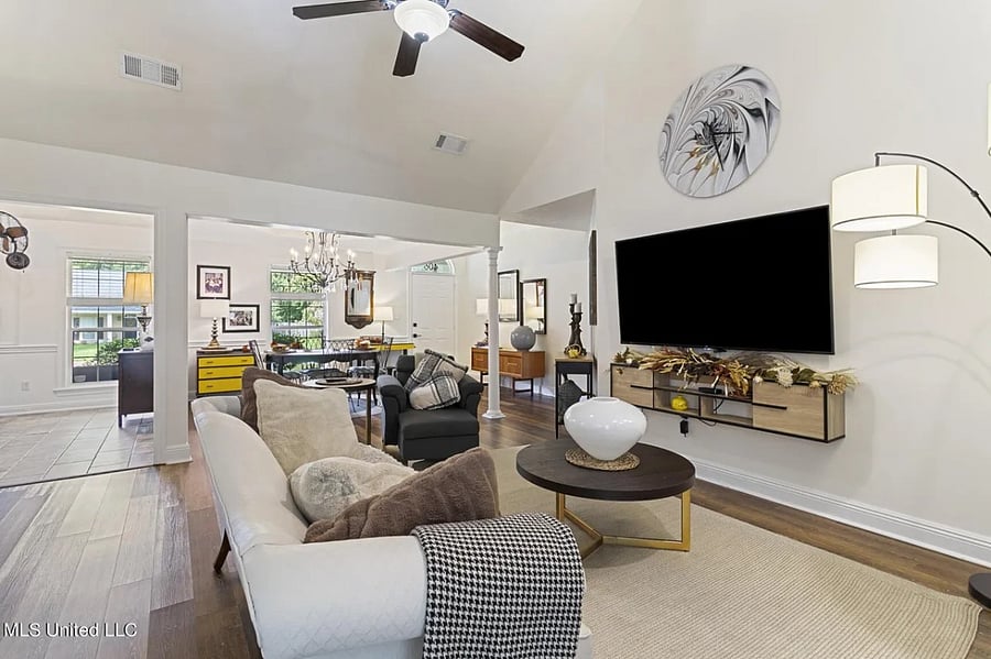 Furnished Finder property 762989_1 photo 4