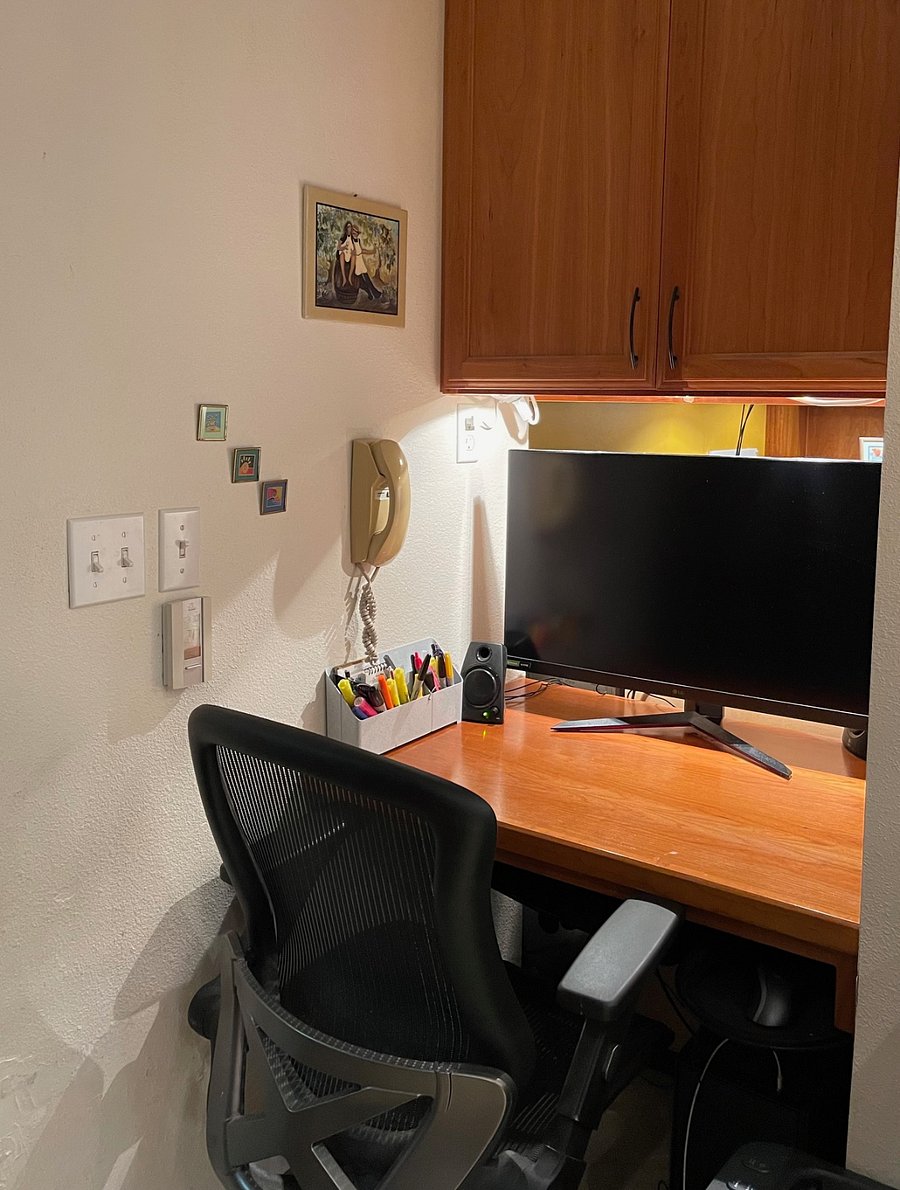 Desk area, large monitor will remain