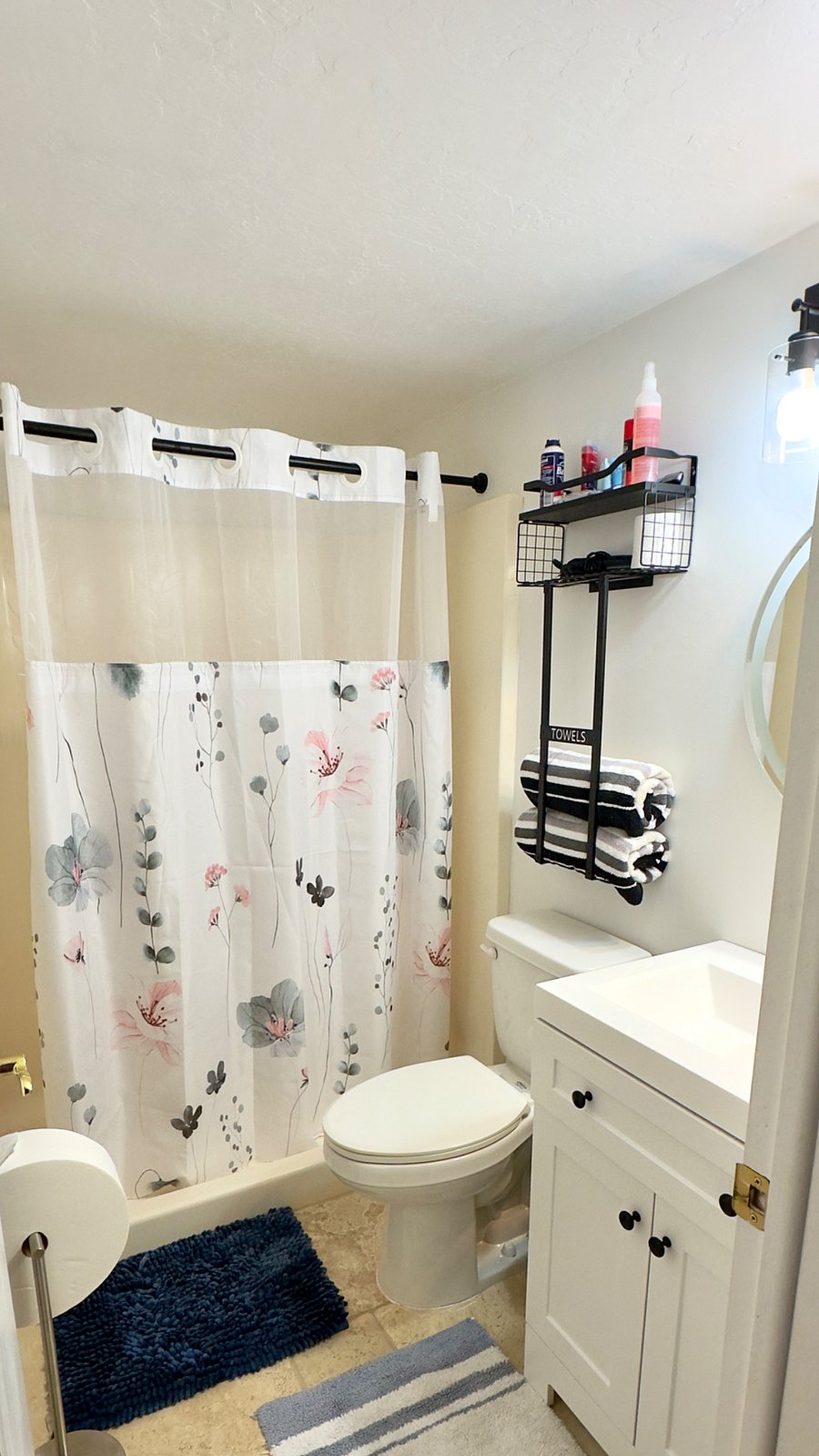 Main ensuite walk in shower (updated Dec 2025)