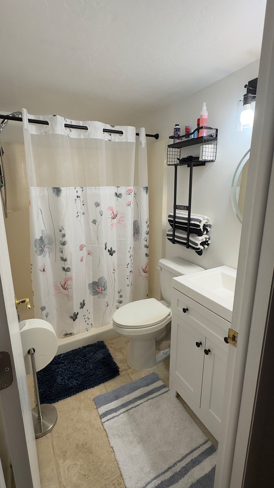 Main Ensuite walk-in shower (updated Dec 2025)
