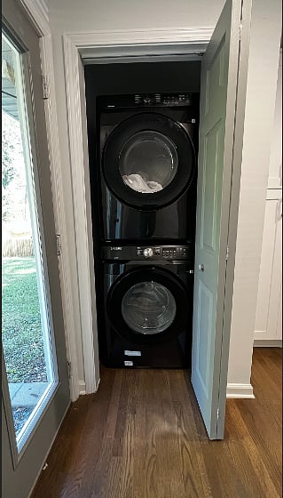 Full-Size W and D