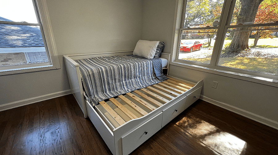 Daybed can be converted to a double twin or king