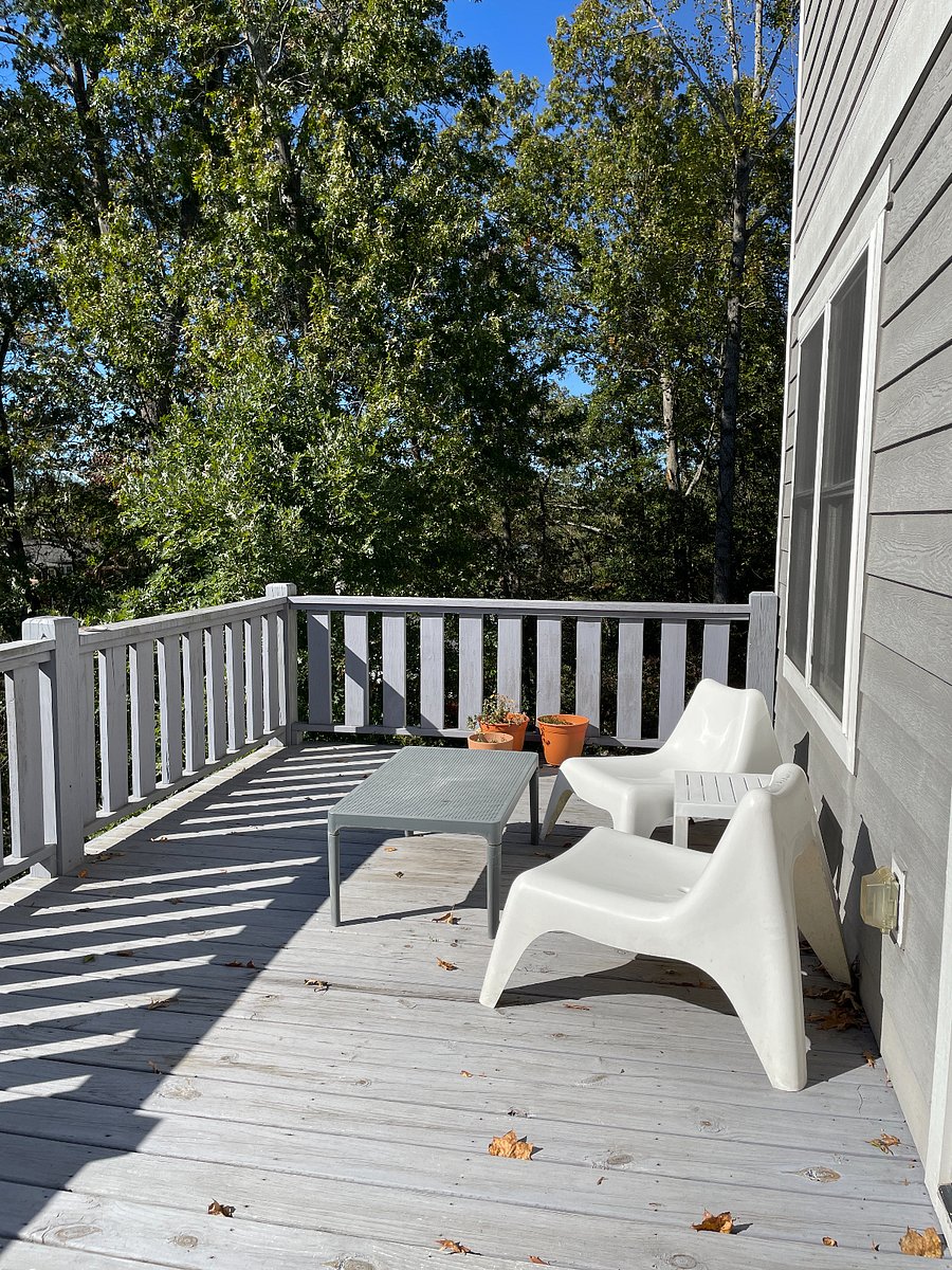 back deck is sunny all afternoon