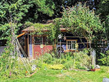 Outbuilding / studio with herb garden in the foreground