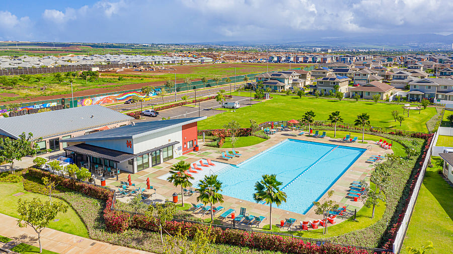 Community pool