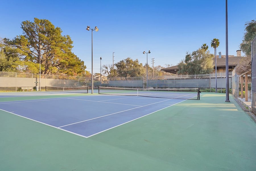 The Keys Tennis Court 