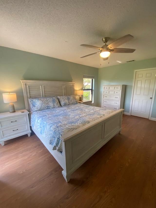 Master Bedroom King Size bed