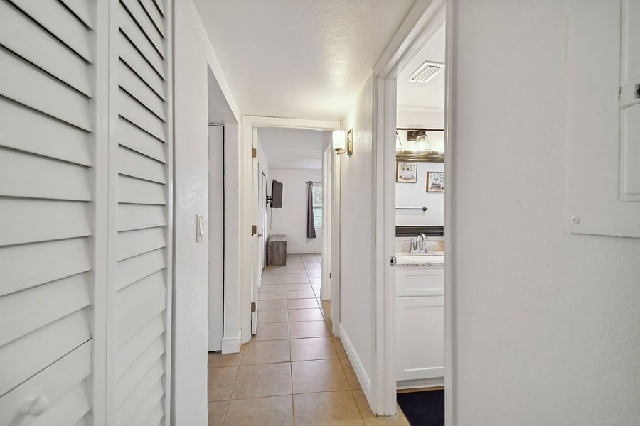 Furnished Finder property 764450_1 photo 24