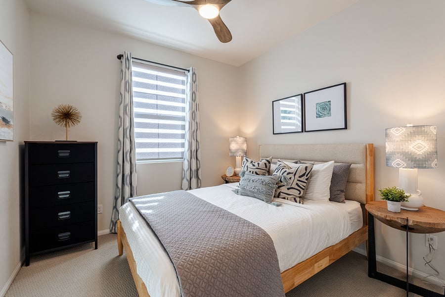 3rd Floor | Bedroom 3 | Queen Bed | Closet