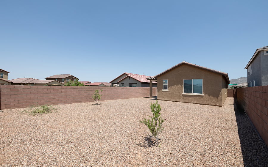 Large Fully Fenced Yard