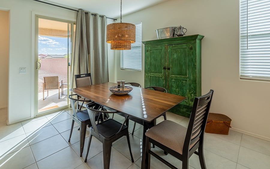 6 Seat Dining Table with Rear Patio Slider