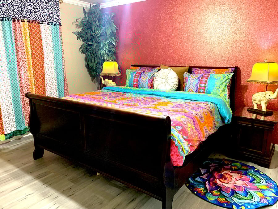 Super comfortable king-size bed! A full-size bathroom and walk-in closet.