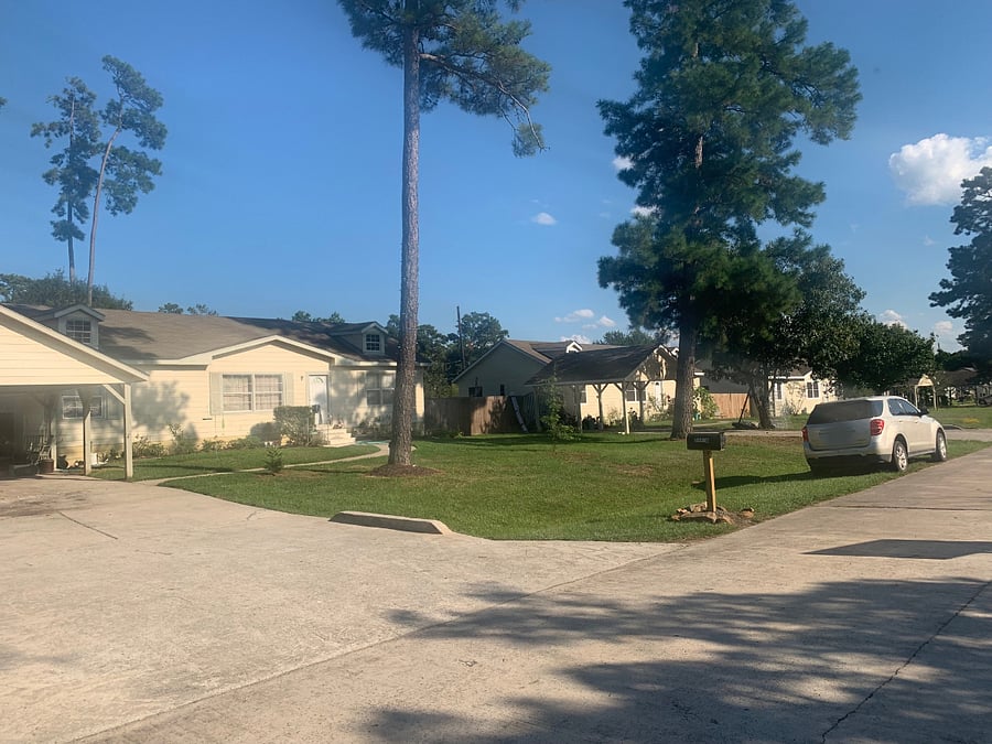 Nearby attractions: Easy access to Hwy 249/Aggie Expressway. Within 5 minutes: Food, Gas, Schools, Police Station, Whataburger, Dominos, Pizza Hut, Donuts, Magnolia Diner, Blue Iguana, Las Fuentes and more.