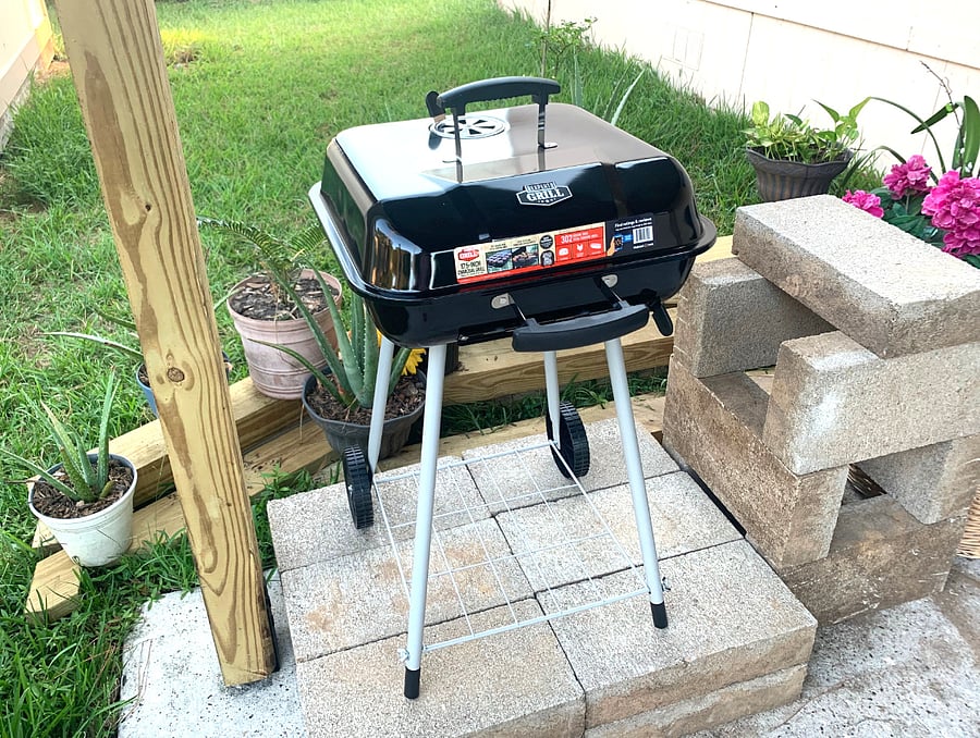 17.5" charcoal grill is available to use. We do not supply charcoal; please take care of it yourself when you are out.