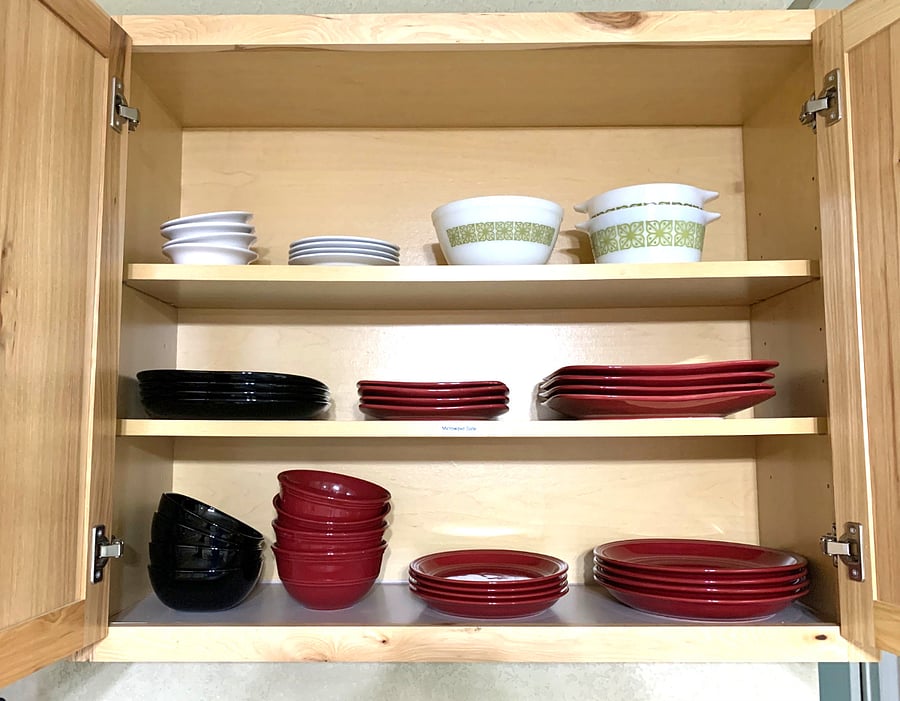 Stylish Microwave Safe Plates and Bowls!