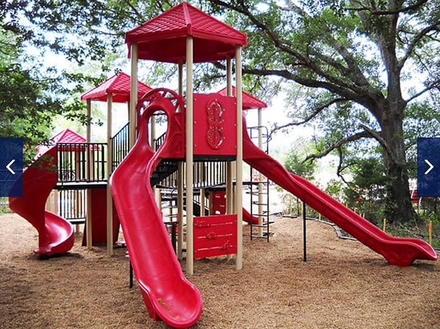 Unity Park: Playground with child friendly equipment!