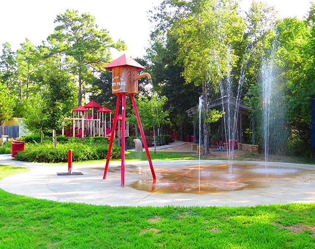 Unity Park: Splash Pad opens to the public on Memorial Day and closes on Labor Day weekend.