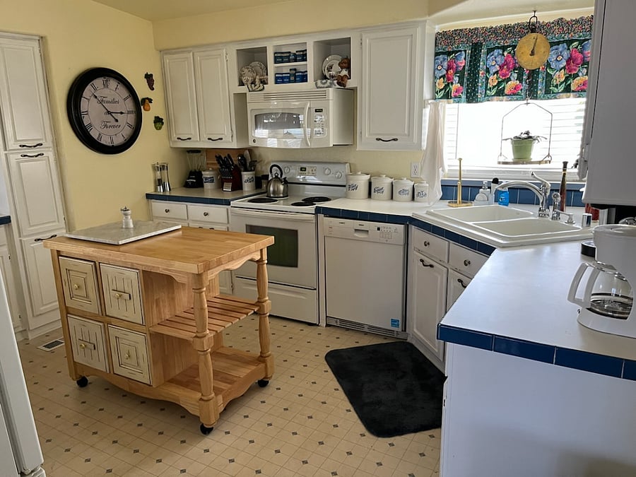Furnished Finder property 765108_1 photo 4