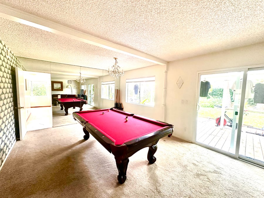 Dining area with pool table