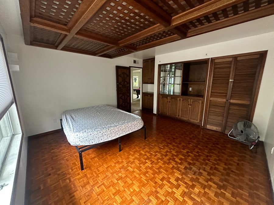 *Downstairs bdrm (13x13, full bath) avail. NOW, 6-mo. min @ $1900. Queen bed for use or can be removed.