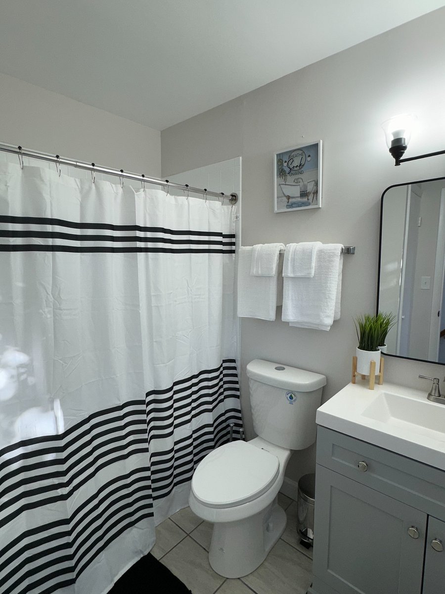 full bathroom 1