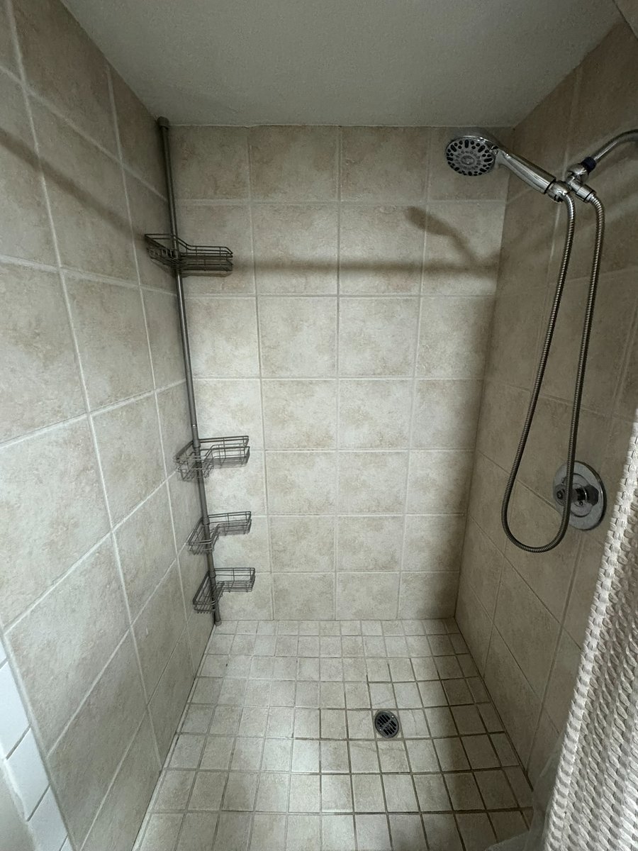 Furnished Finder property 766256_1 photo 25