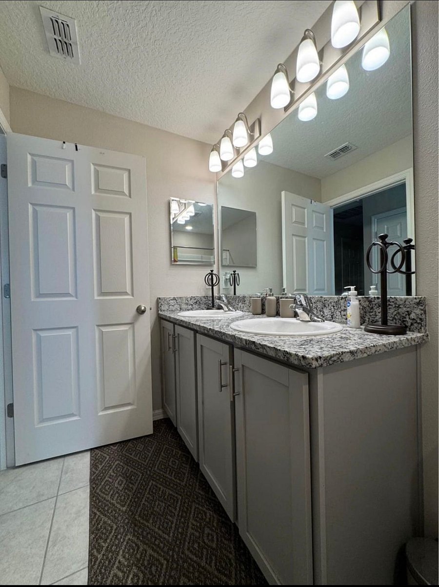 Furnished Finder property 766259_1 photo 9