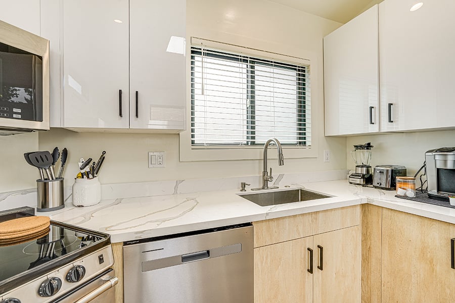 Furnished Finder property 766302_1 photo 11