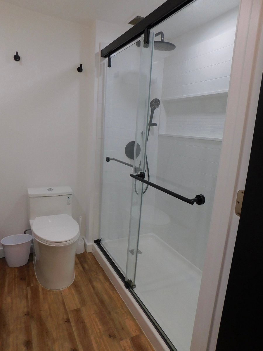 Modern style toilet