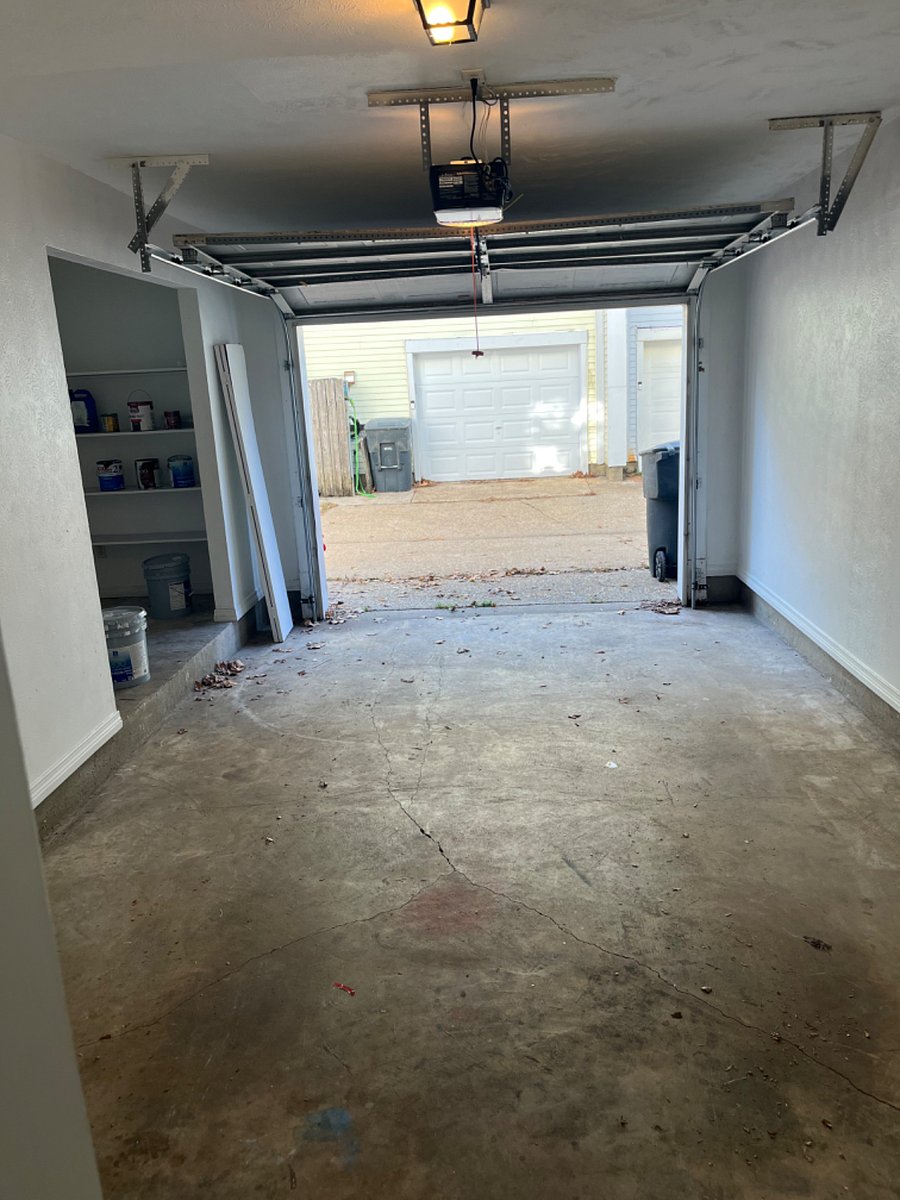 One car garage, fits up to 120 inch length vehicle. Fits most cars and mid size SUV's.