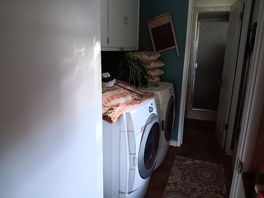 Laundry room right off kichen.
