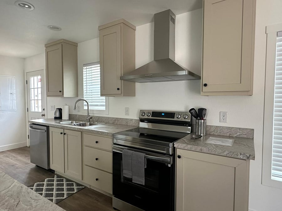 Furnished Finder property 766676_1 photo 1