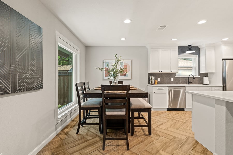Dining table seats 6