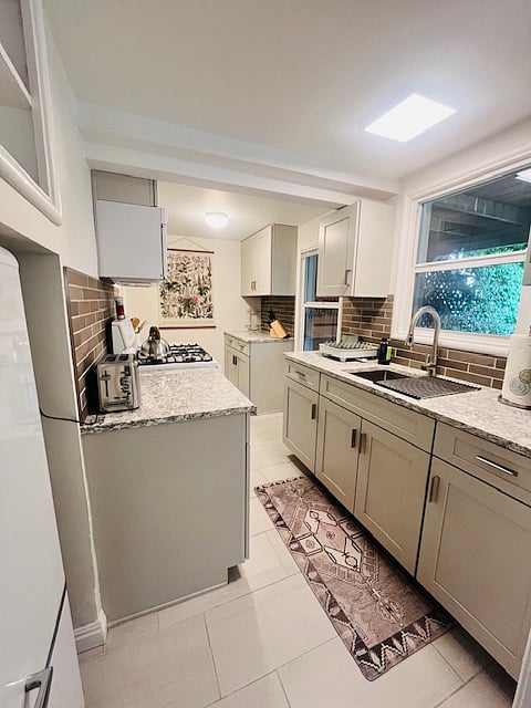 Furnished Finder property 766750_1 photo 6