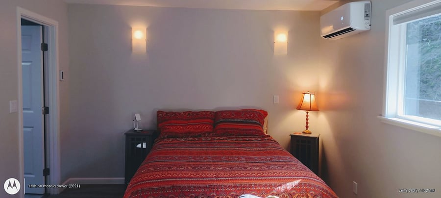Queen size bed