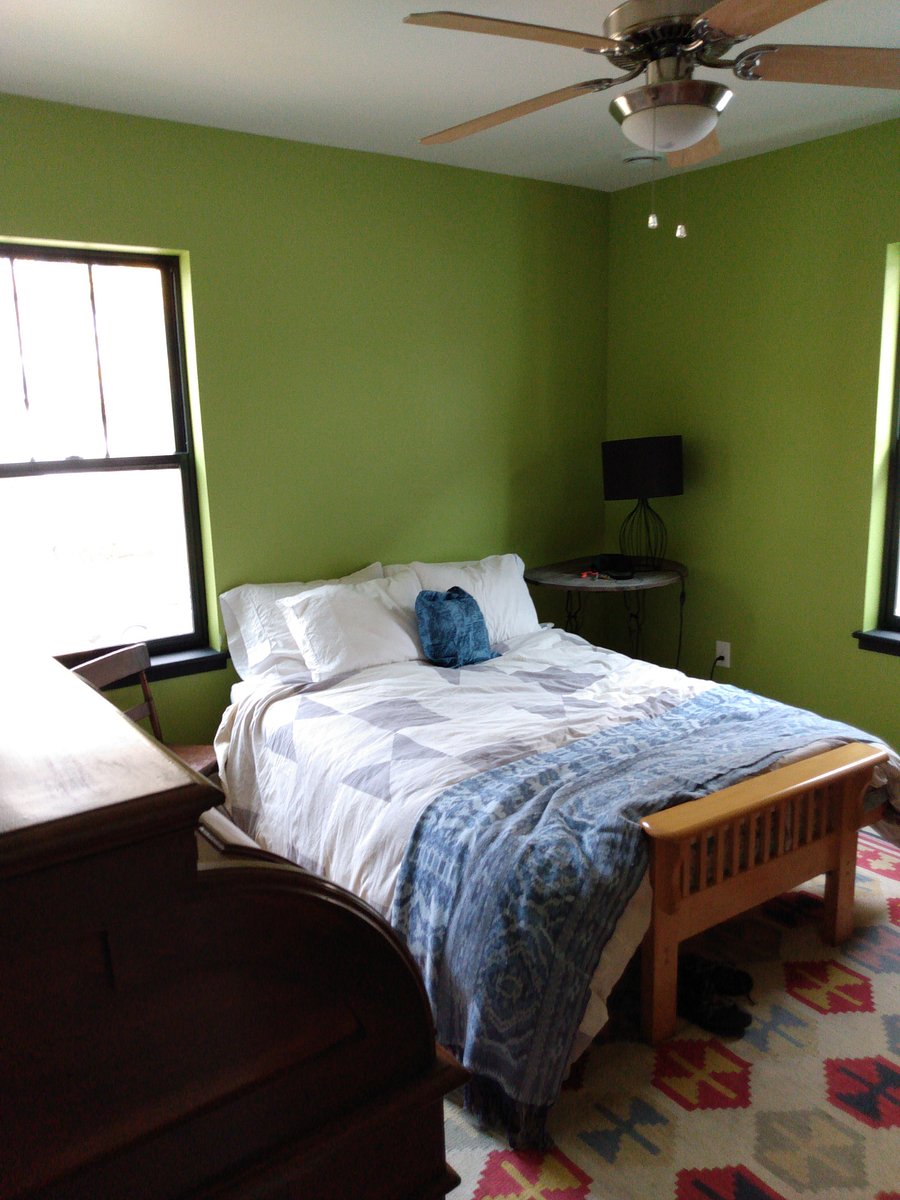2nd bedroom. Double bed.